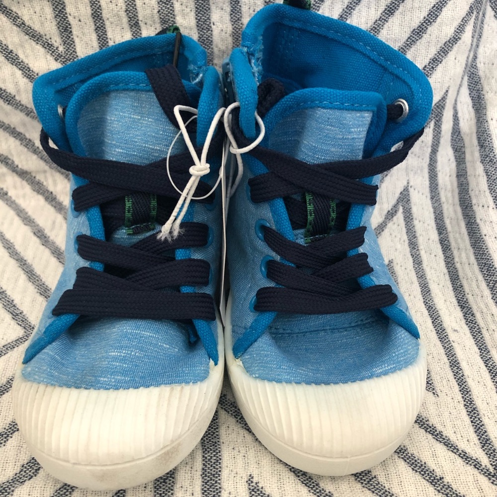 Cat and jack high top shoes